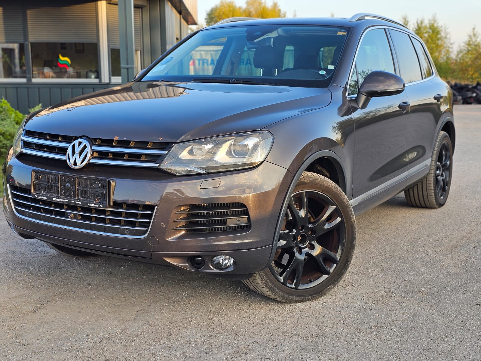 Volkswagen Touareg, 3.0 l., visureigis / krosoveris, 2011-04/naudoti automobiliai/Roldana