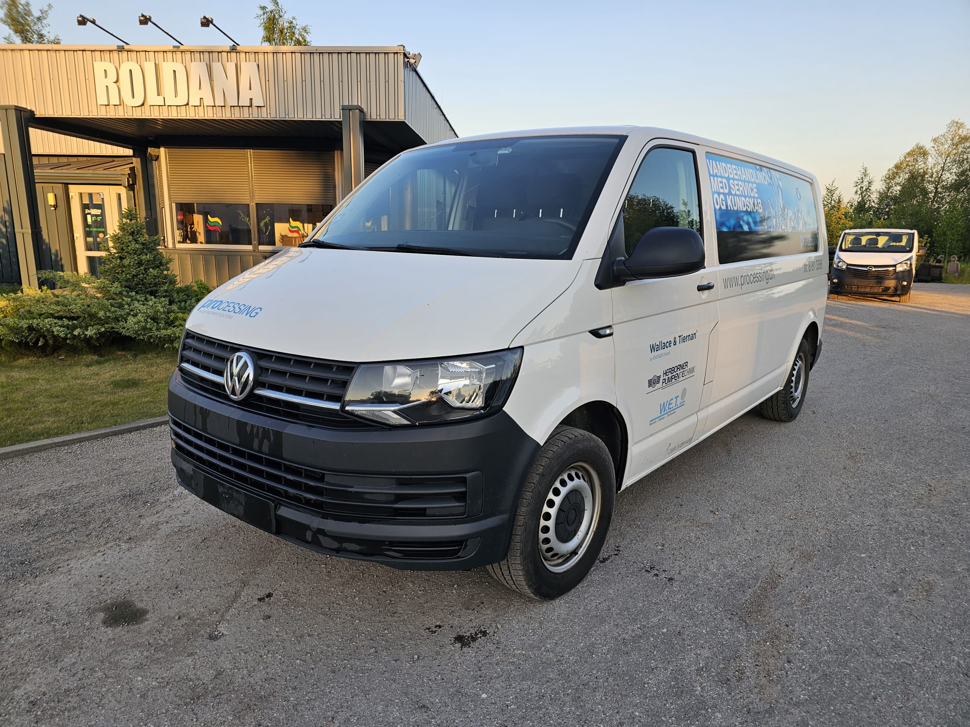 Volkswagen Transporter, 2.0 l., cargo van, 2017-12/naudoti automobiliai/Roldana